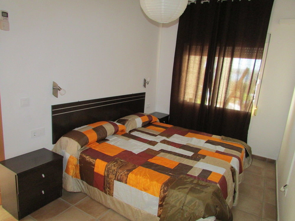 Apartamentos Miramar Bolonia Zewnętrze zdjęcie